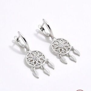 S925 Elegant sterling Silver Dreamcatcher Earrings